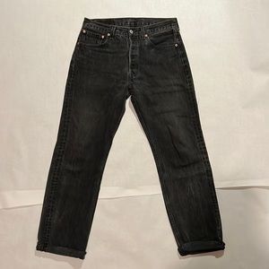Black worn vintage Levi’s 501 32 x 32